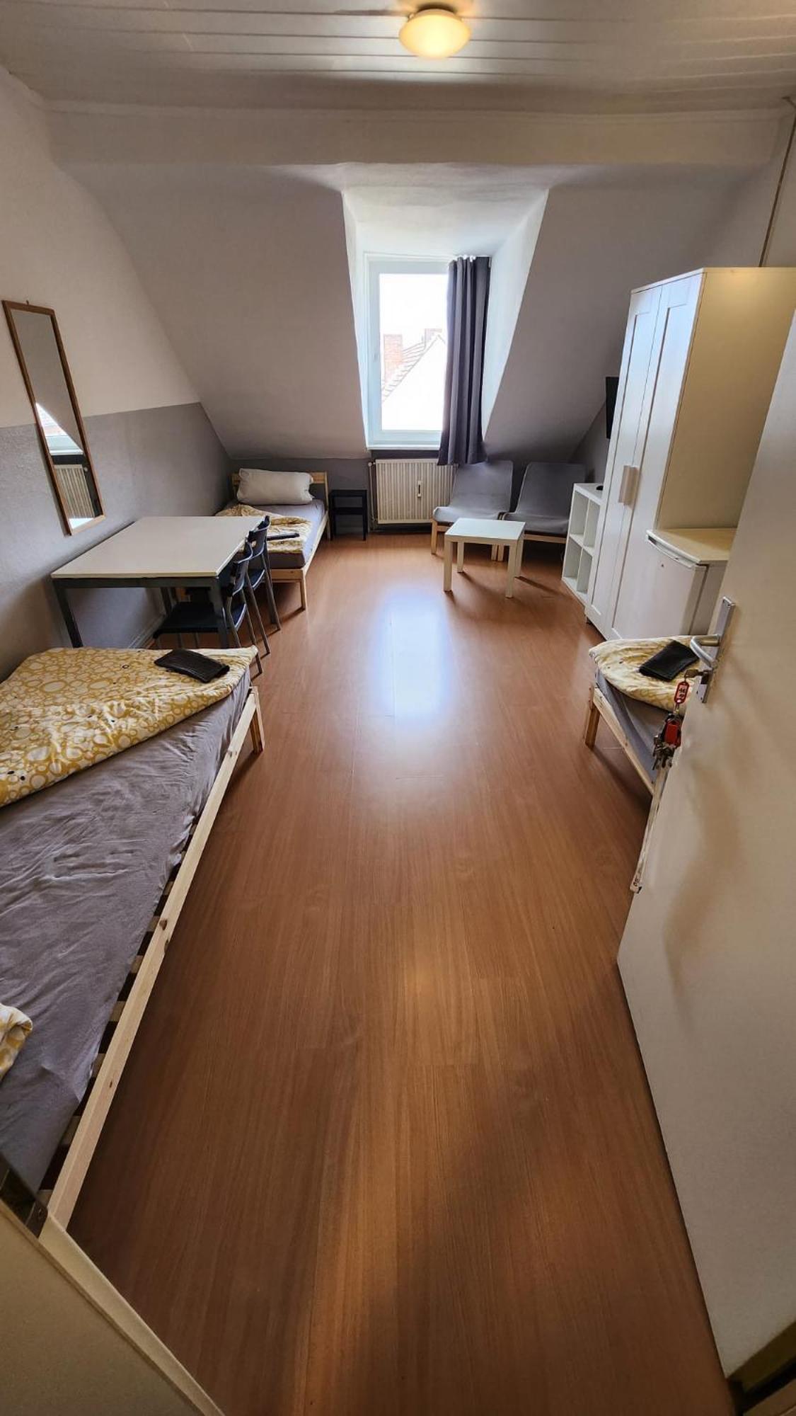 Moderne Studio Apartments Und 120Qm Wohnungen In Oberhausen, Ideal Fuer Geschaeftsreisende Und Monteure オーバーハウゼン エクステリア 写真
