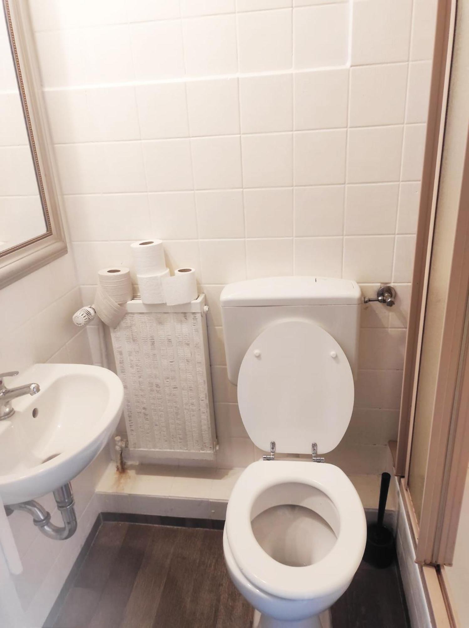 Moderne Studio Apartments Und 120Qm Wohnungen In Oberhausen, Ideal Fuer Geschaeftsreisende Und Monteure オーバーハウゼン エクステリア 写真