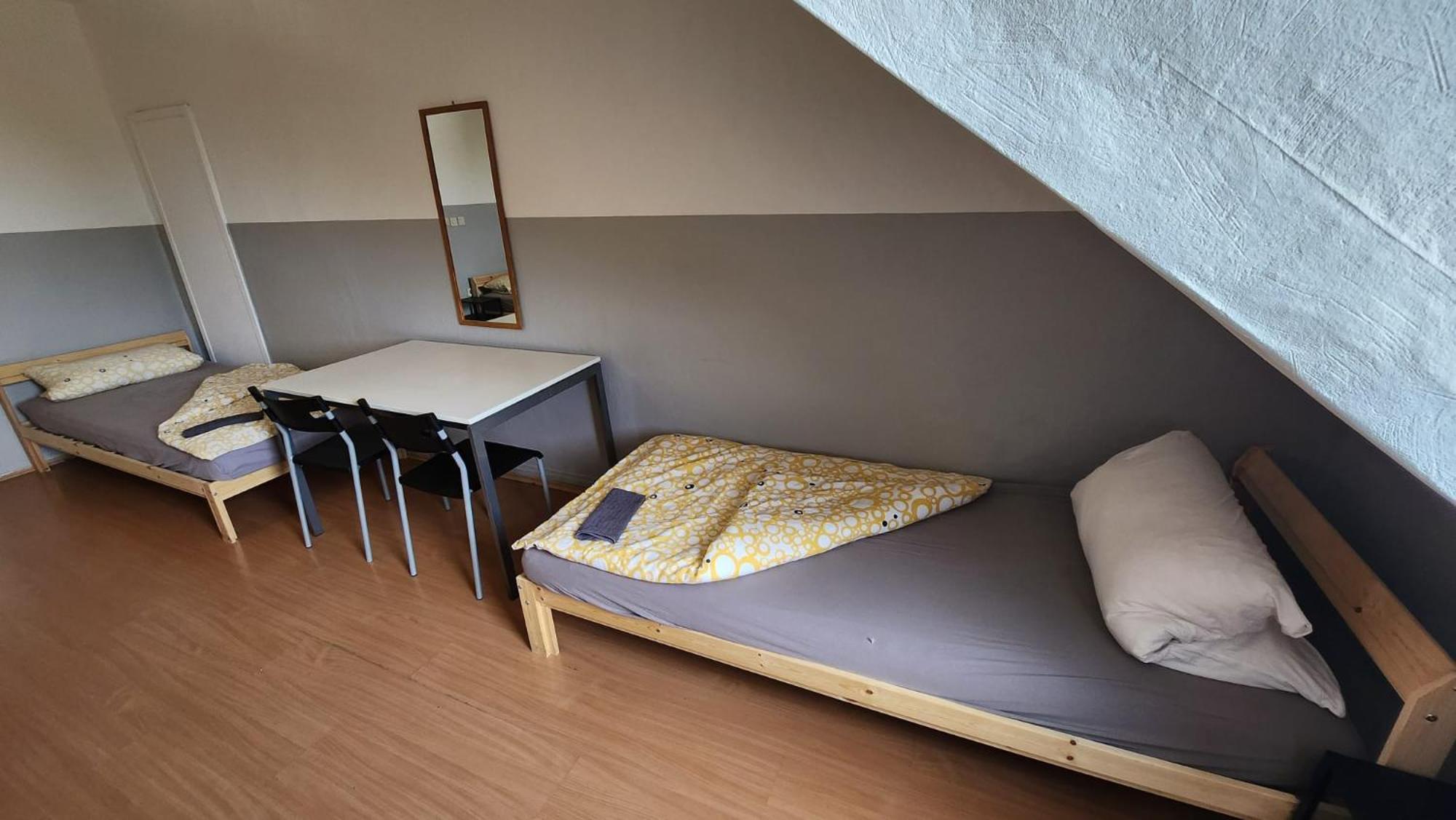 Moderne Studio Apartments Und 120Qm Wohnungen In Oberhausen, Ideal Fuer Geschaeftsreisende Und Monteure オーバーハウゼン エクステリア 写真