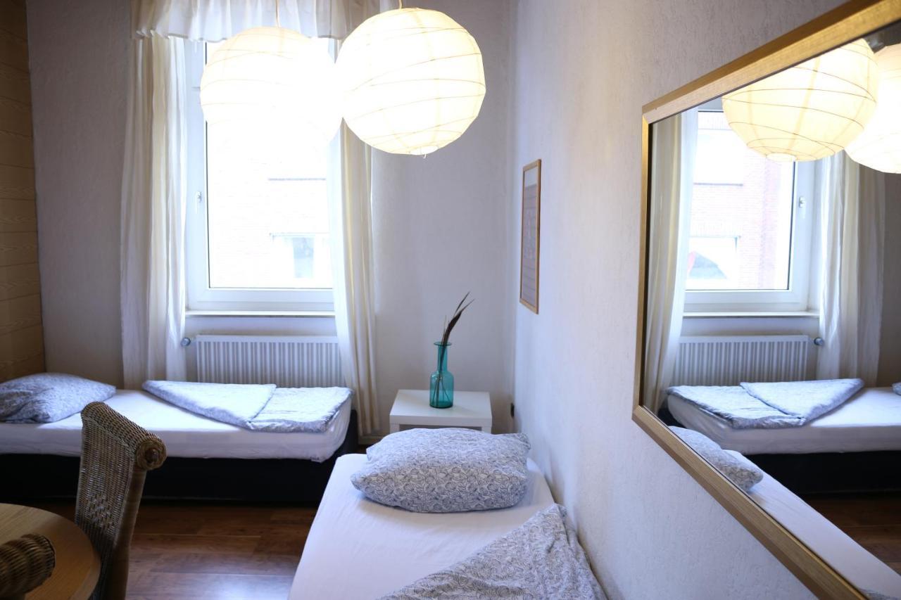 Moderne Studio Apartments Und 120Qm Wohnungen In Oberhausen, Ideal Fuer Geschaeftsreisende Und Monteure オーバーハウゼン エクステリア 写真