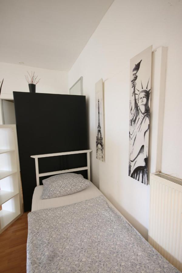 Moderne Studio Apartments Und 120Qm Wohnungen In Oberhausen, Ideal Fuer Geschaeftsreisende Und Monteure オーバーハウゼン エクステリア 写真