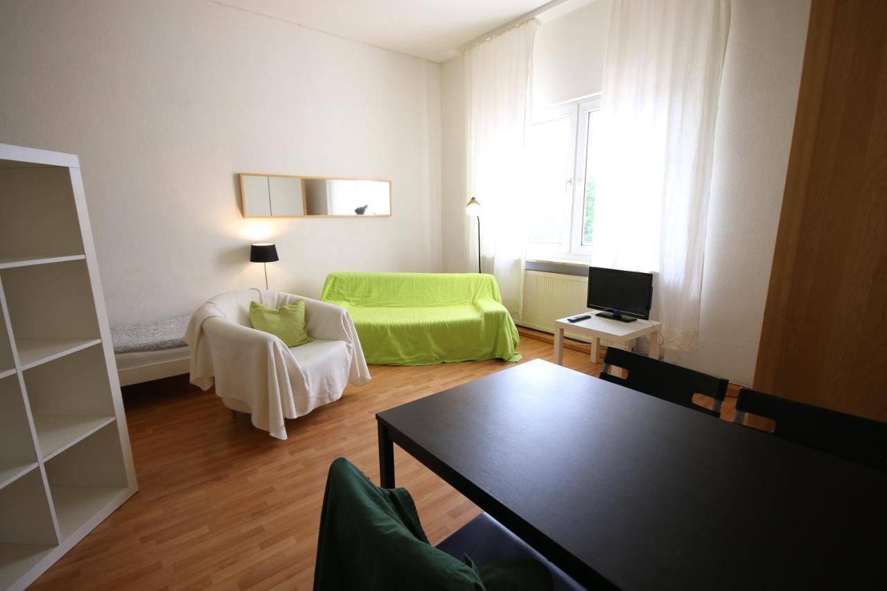 Moderne Studio Apartments Und 120Qm Wohnungen In Oberhausen, Ideal Fuer Geschaeftsreisende Und Monteure オーバーハウゼン エクステリア 写真