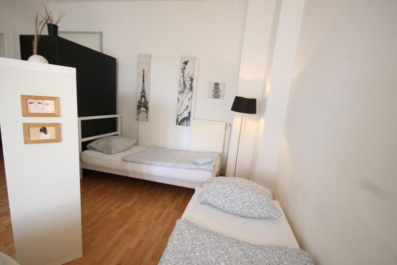 Moderne Studio Apartments Und 120Qm Wohnungen In Oberhausen, Ideal Fuer Geschaeftsreisende Und Monteure オーバーハウゼン エクステリア 写真
