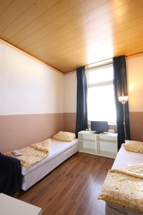 Moderne Studio Apartments Und 120Qm Wohnungen In Oberhausen, Ideal Fuer Geschaeftsreisende Und Monteure オーバーハウゼン エクステリア 写真