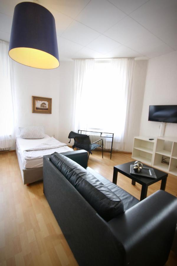 Moderne Studio Apartments Und 120Qm Wohnungen In Oberhausen, Ideal Fuer Geschaeftsreisende Und Monteure オーバーハウゼン エクステリア 写真